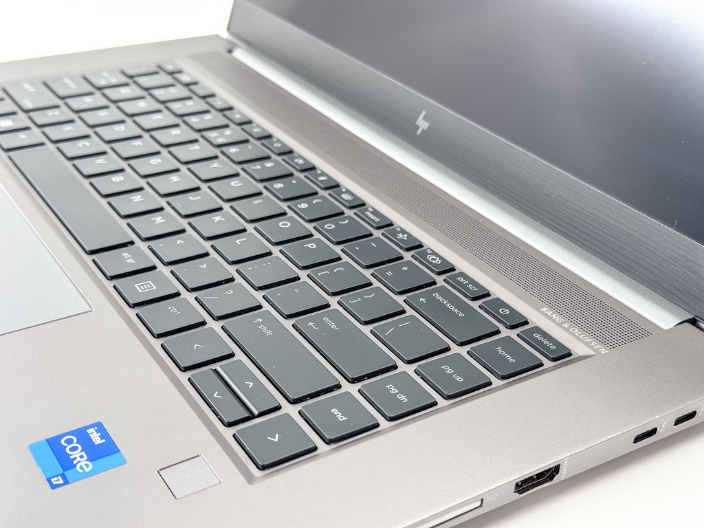 HP ZBook Studio 15 G8 i7