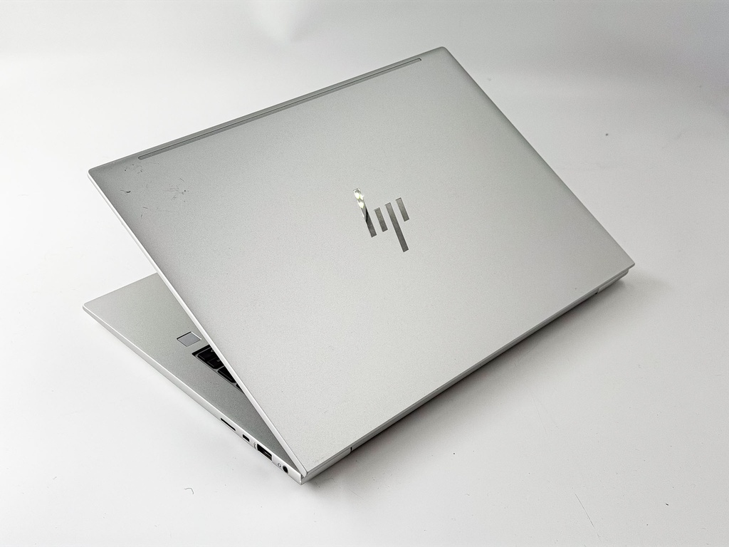 HP EliteBook 840 G9 i5